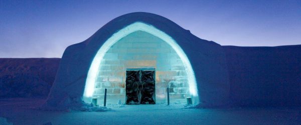 ICEHOTEL Kunst unterm Nordlicht